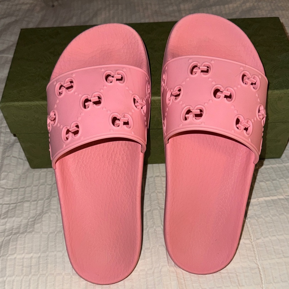 Gucci Pink Logo Slides EUC - Picture 2 of 6